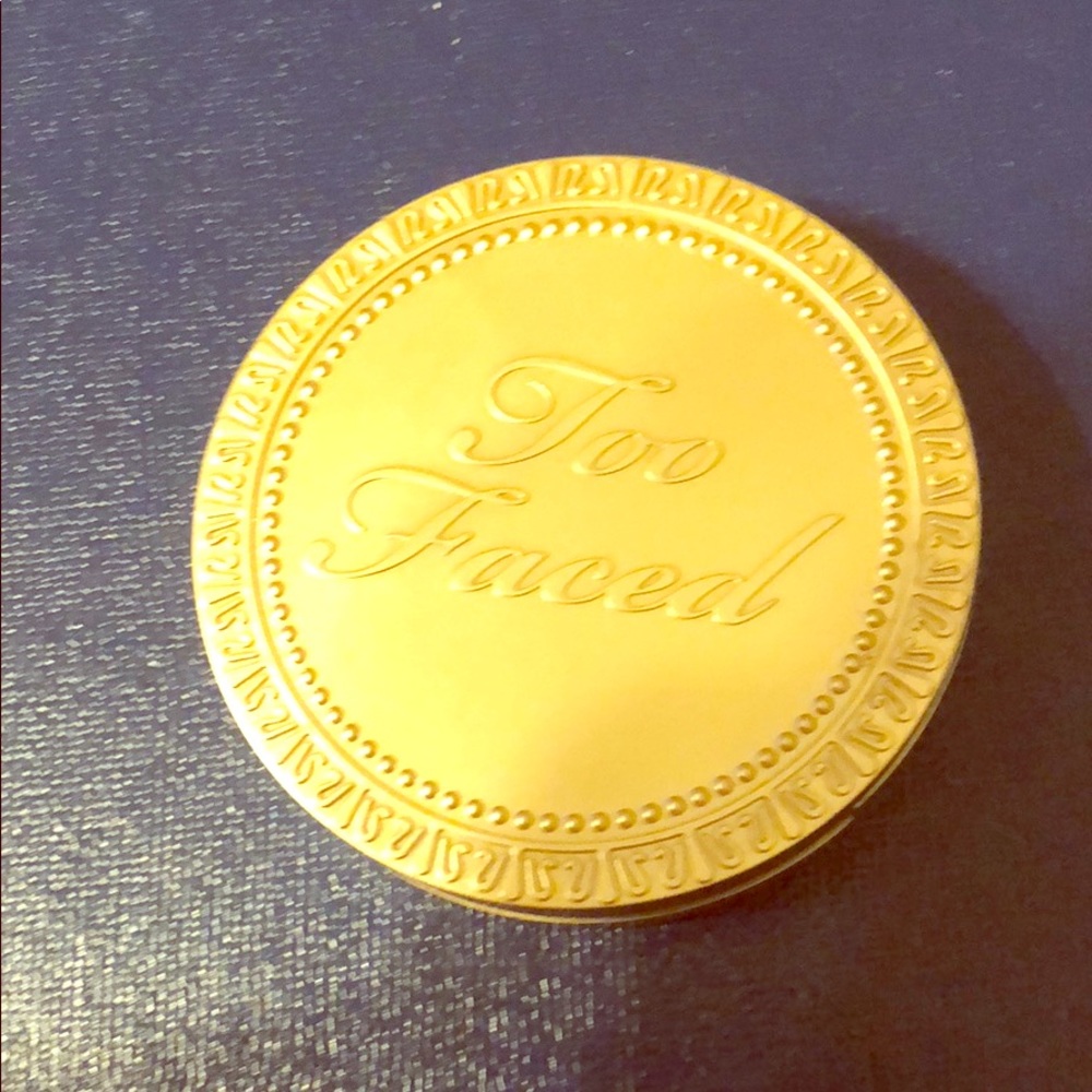 Too Faced Milk Chocolate Soleil Bronzer